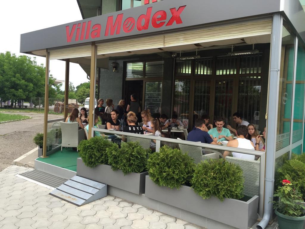 Guesthouse Villa Modex Paraćin Exteriör bild