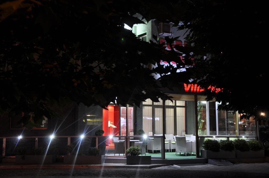 Guesthouse Villa Modex Paraćin Exteriör bild