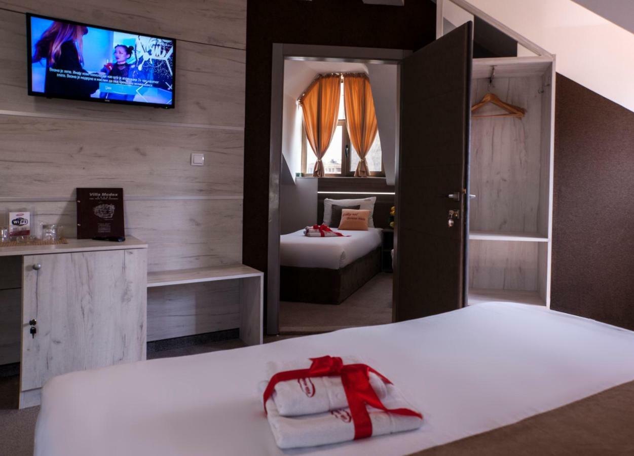 Guesthouse Villa Modex Paraćin Exteriör bild